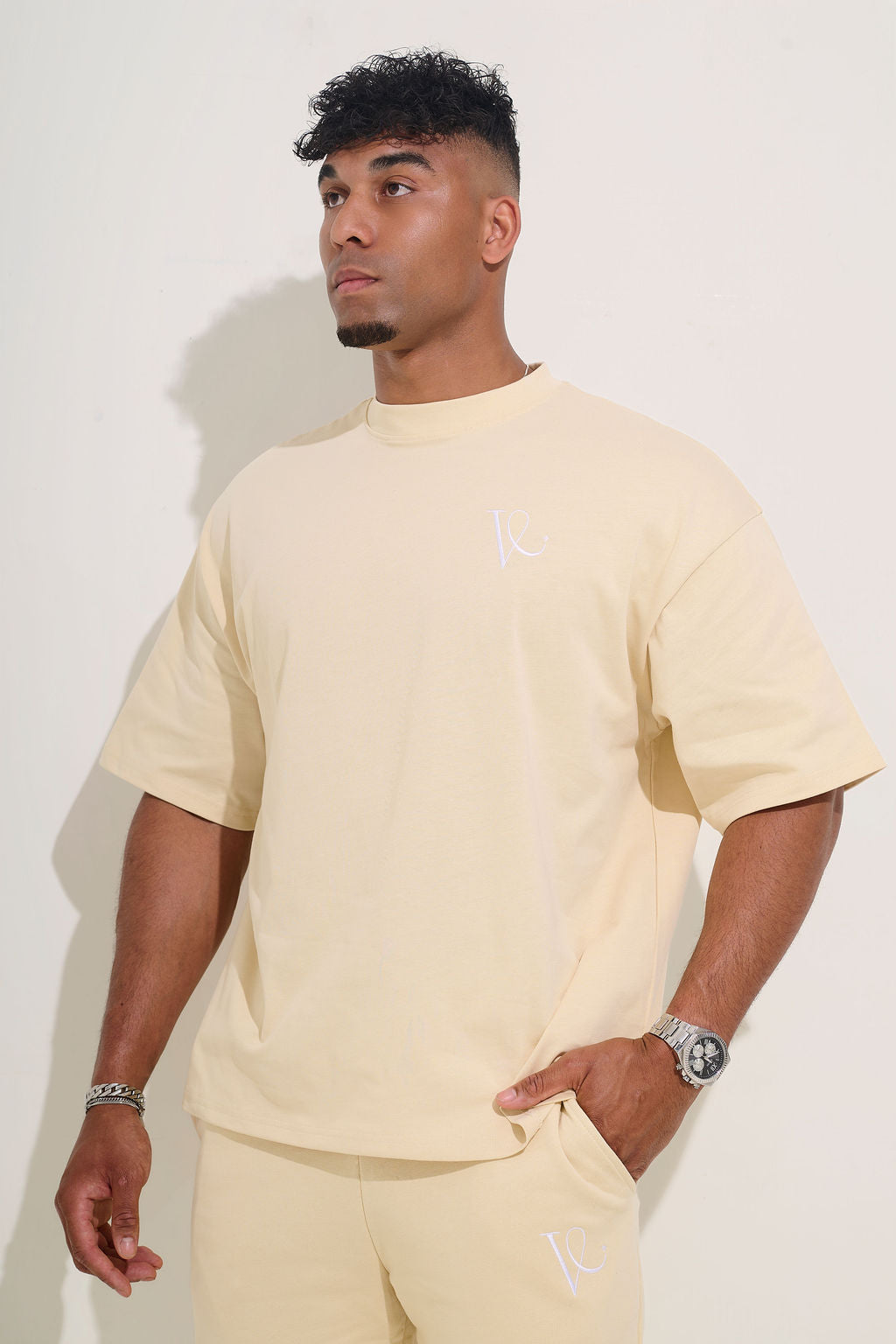 Oversized T-shirt - Kaveon Everyday Statement